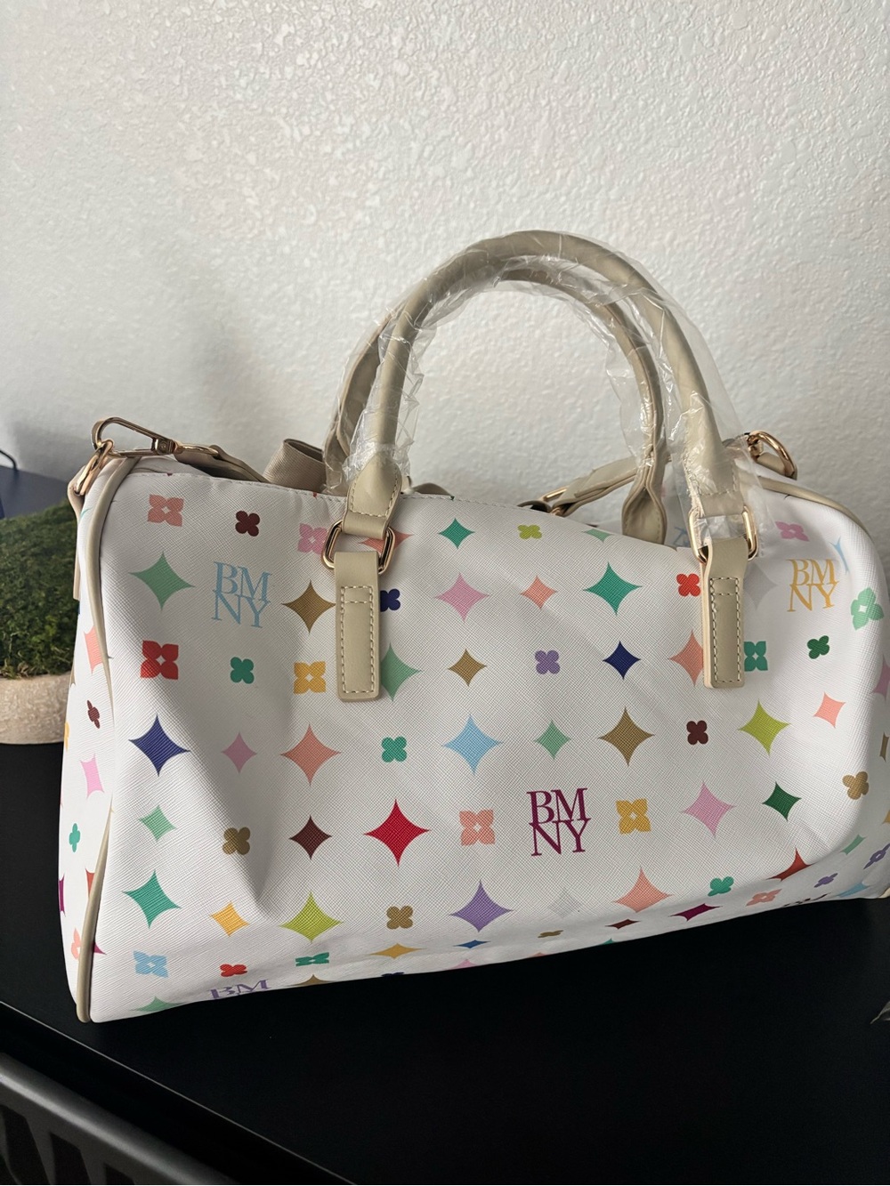 Badgley Mischka White Multicolor Pattern Satchel